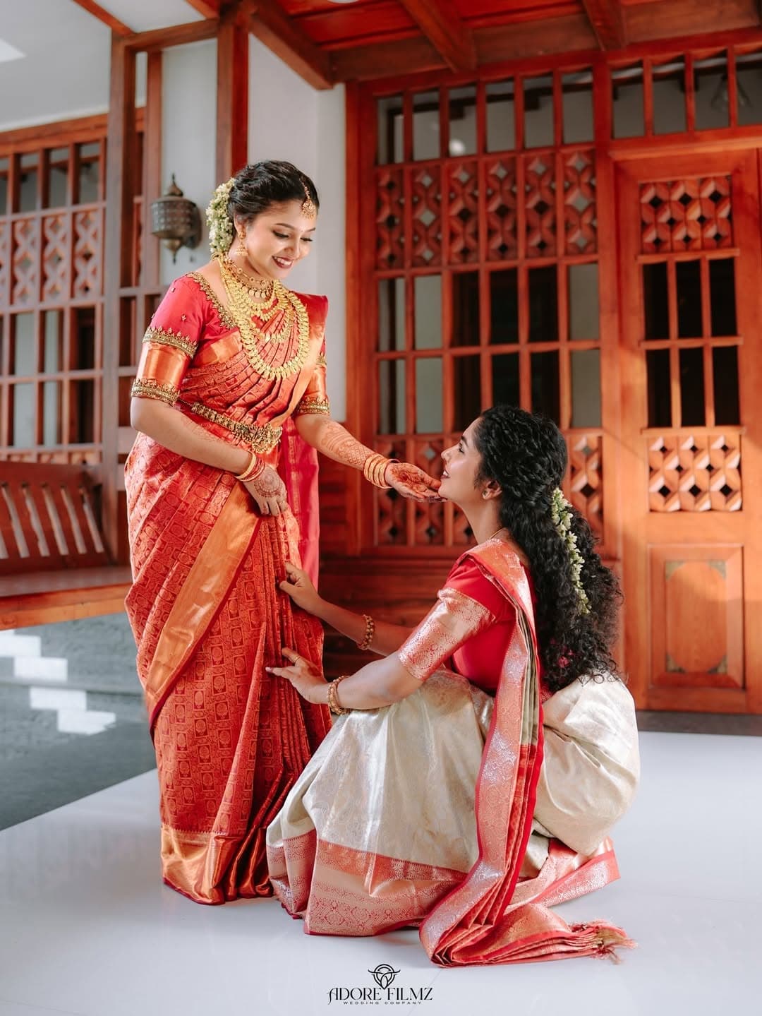 Where ₹100 a saree goes