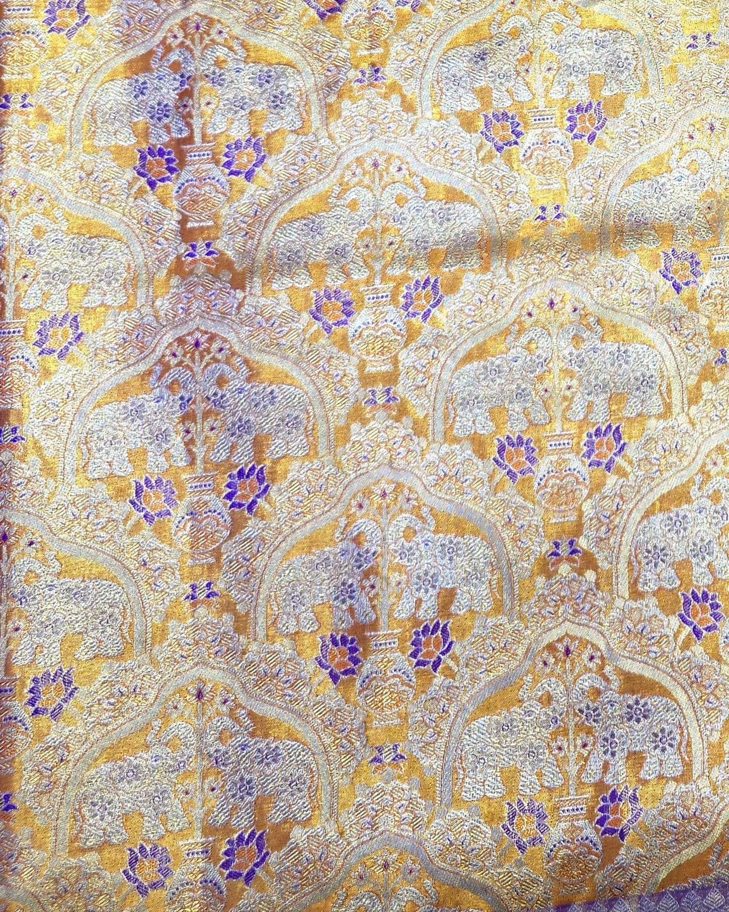 Handloom Golden Orange Silk Saree thumbnail 3