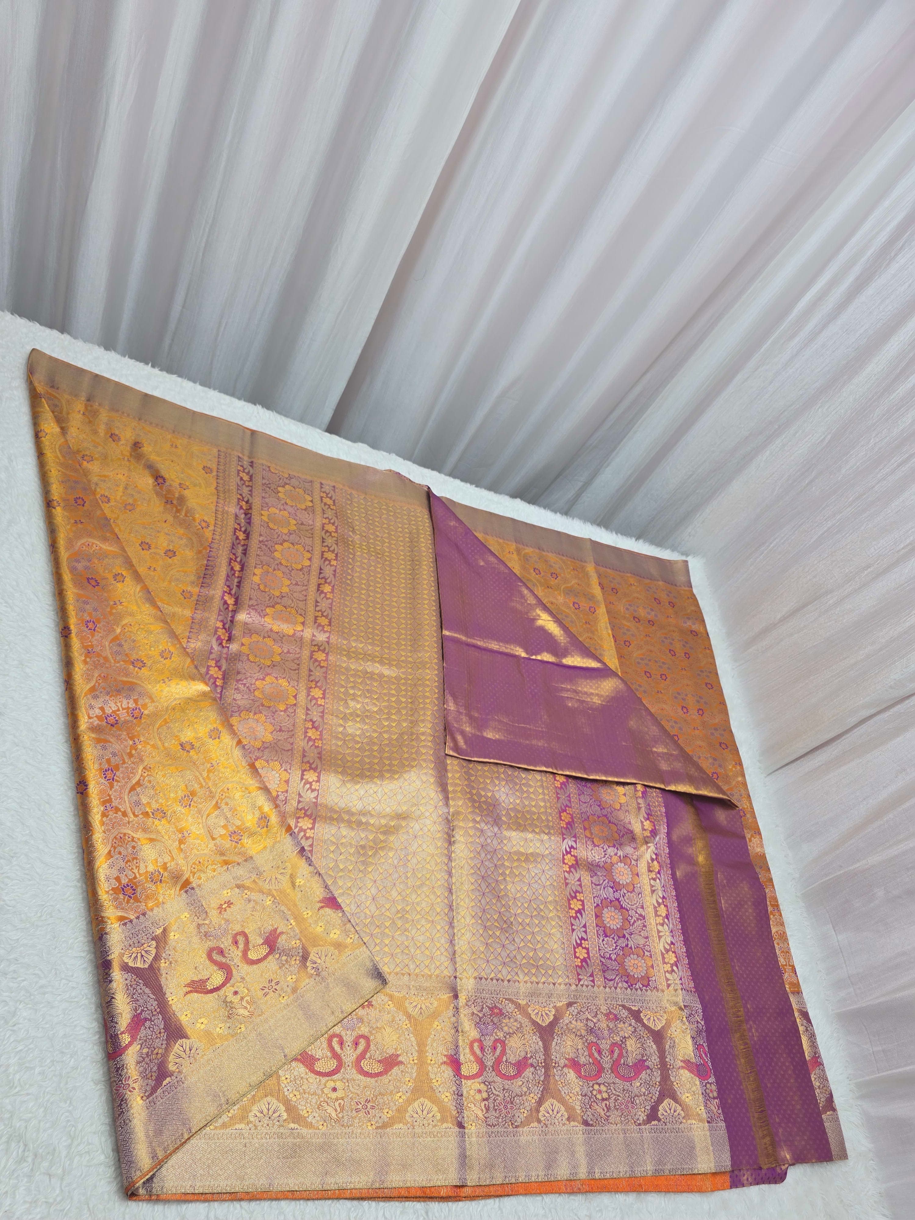 Handloom Golden Orange Silk Saree thumbnail 5