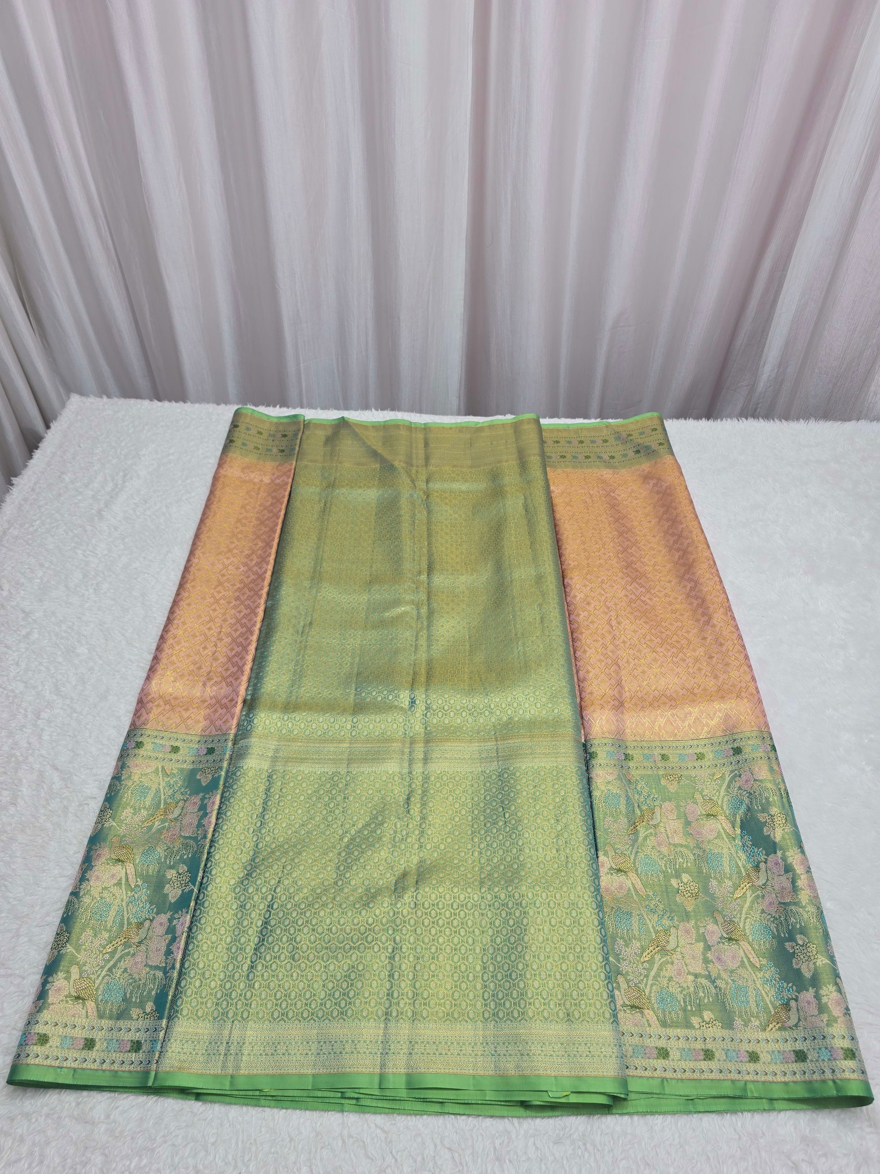 Handloom Peach Pink Silk Saree thumbnail 4