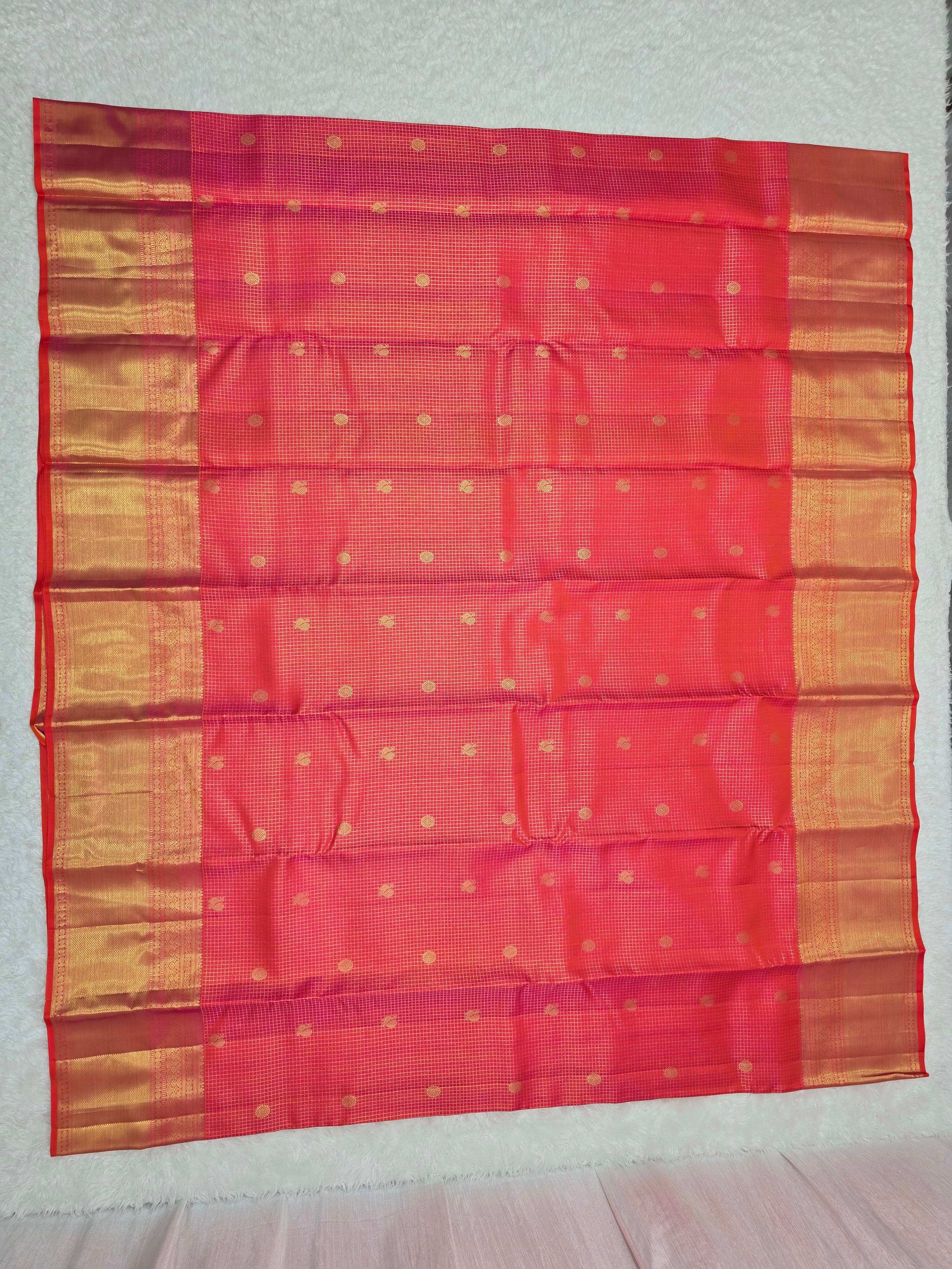Handloom Pinkred Silk Saree thumbnail 2