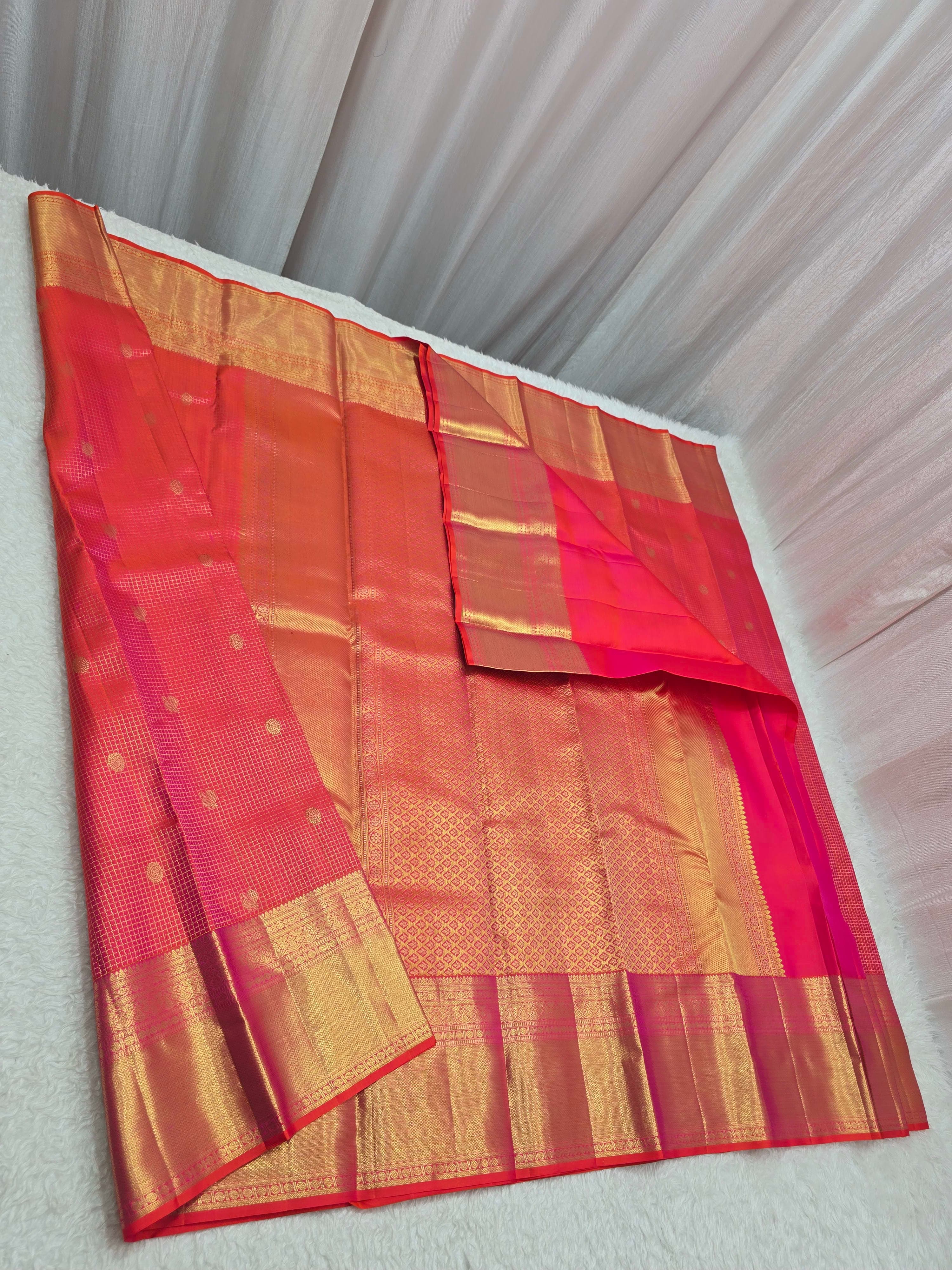 Handloom Pinkred Silk Saree thumbnail 7