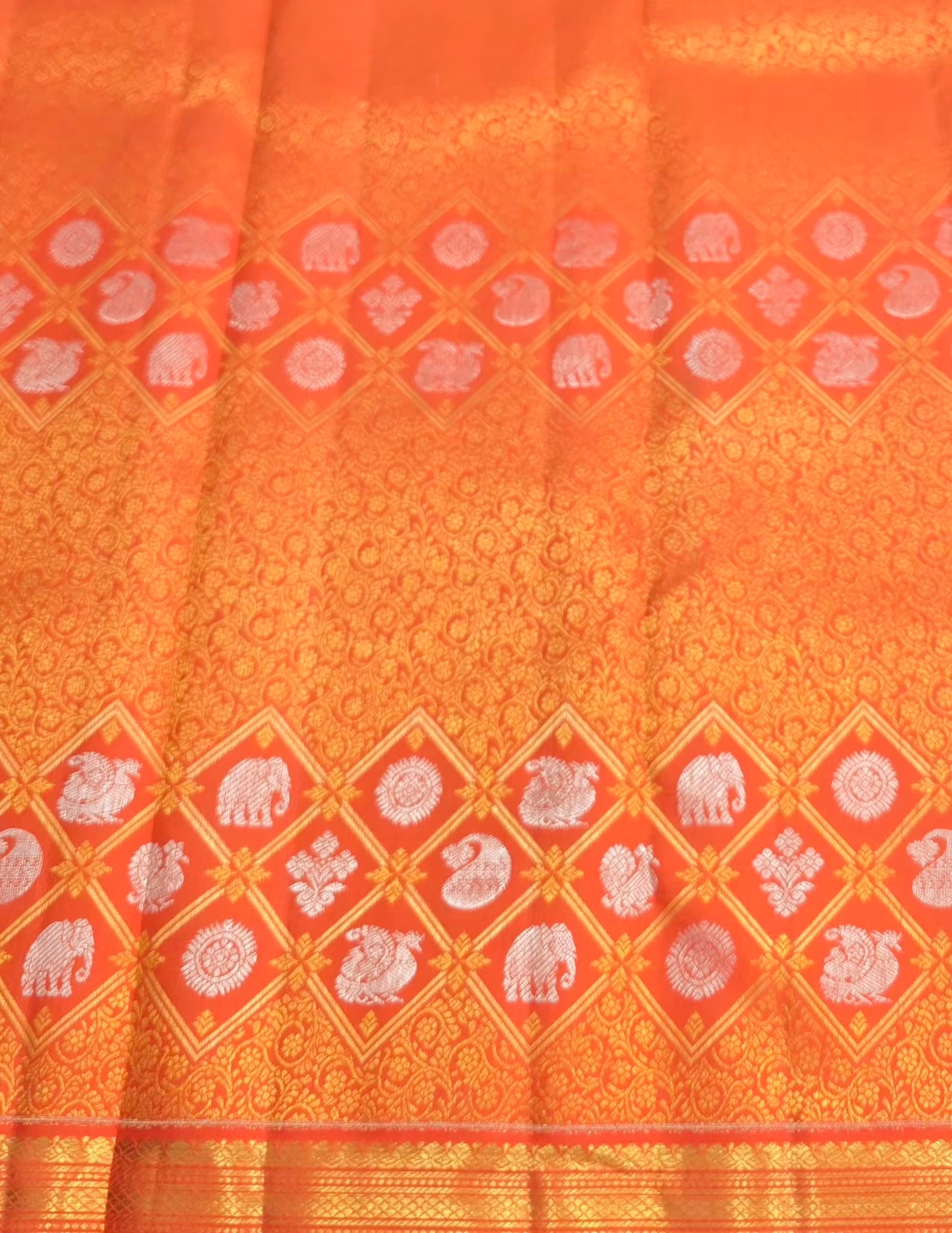 Handloom Orange Silk Saree thumbnail 4