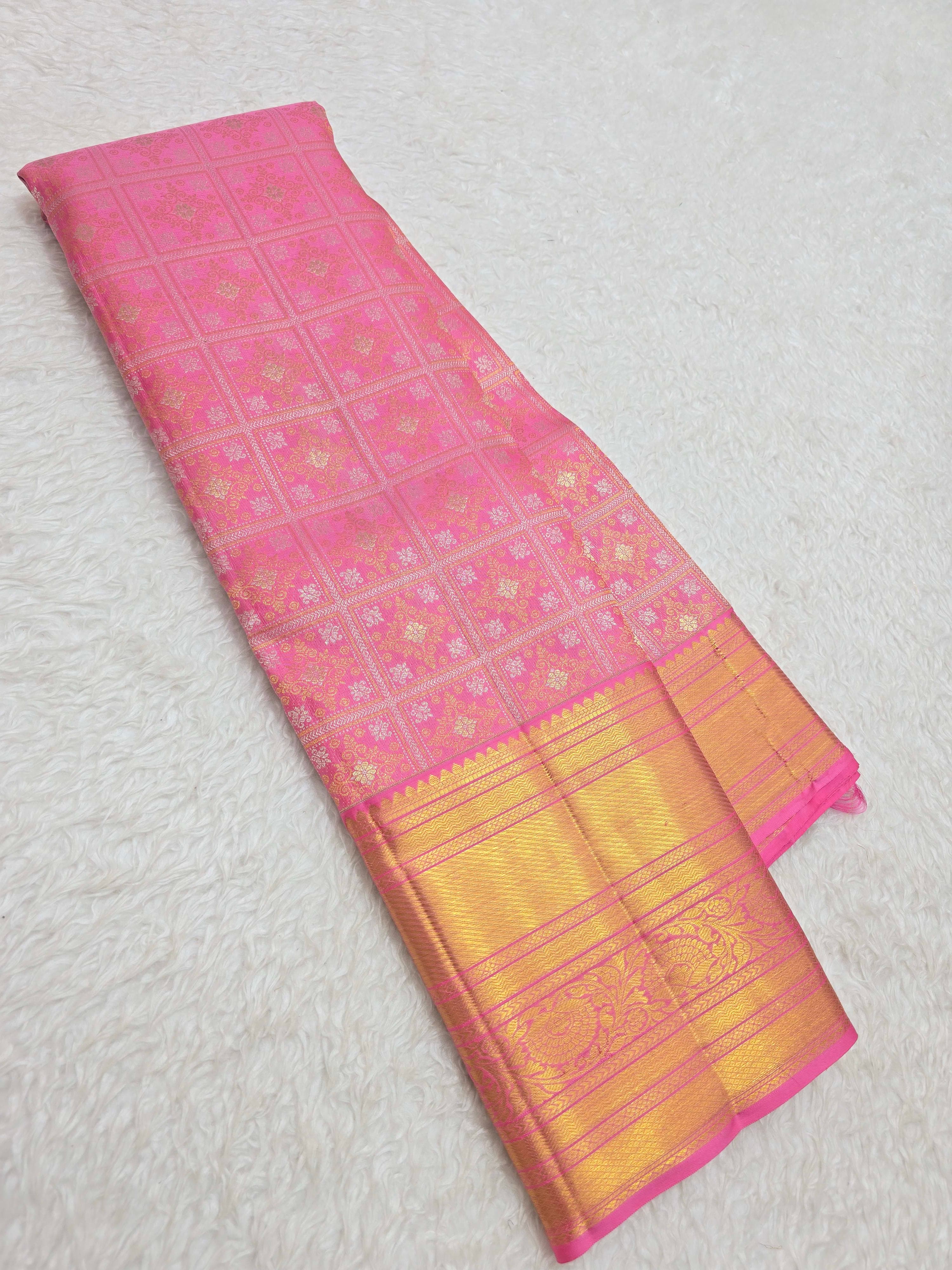 Handloom Baby Pink Silk Saree - View 1