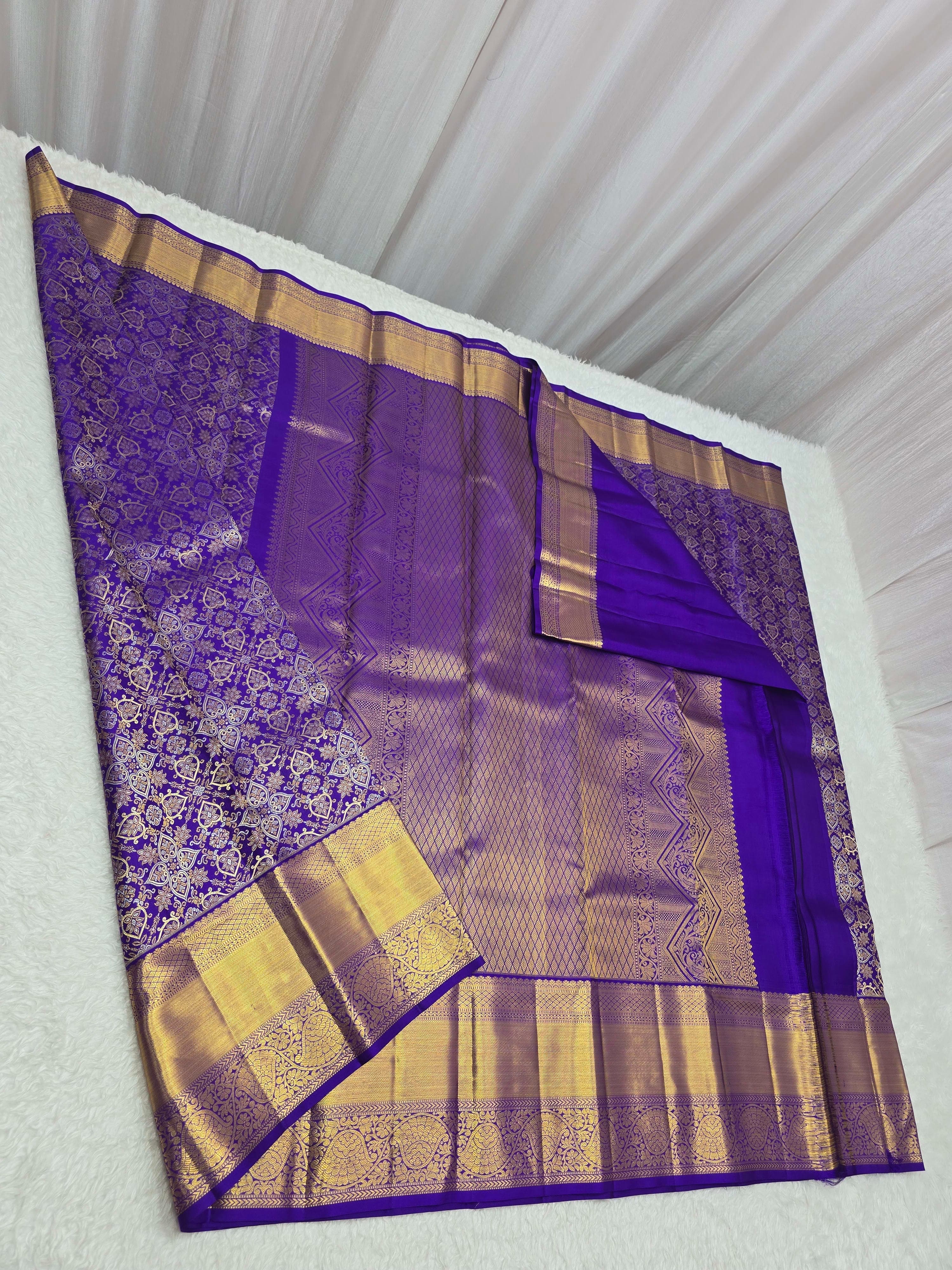 Handloom Voilet Silk Saree thumbnail 6