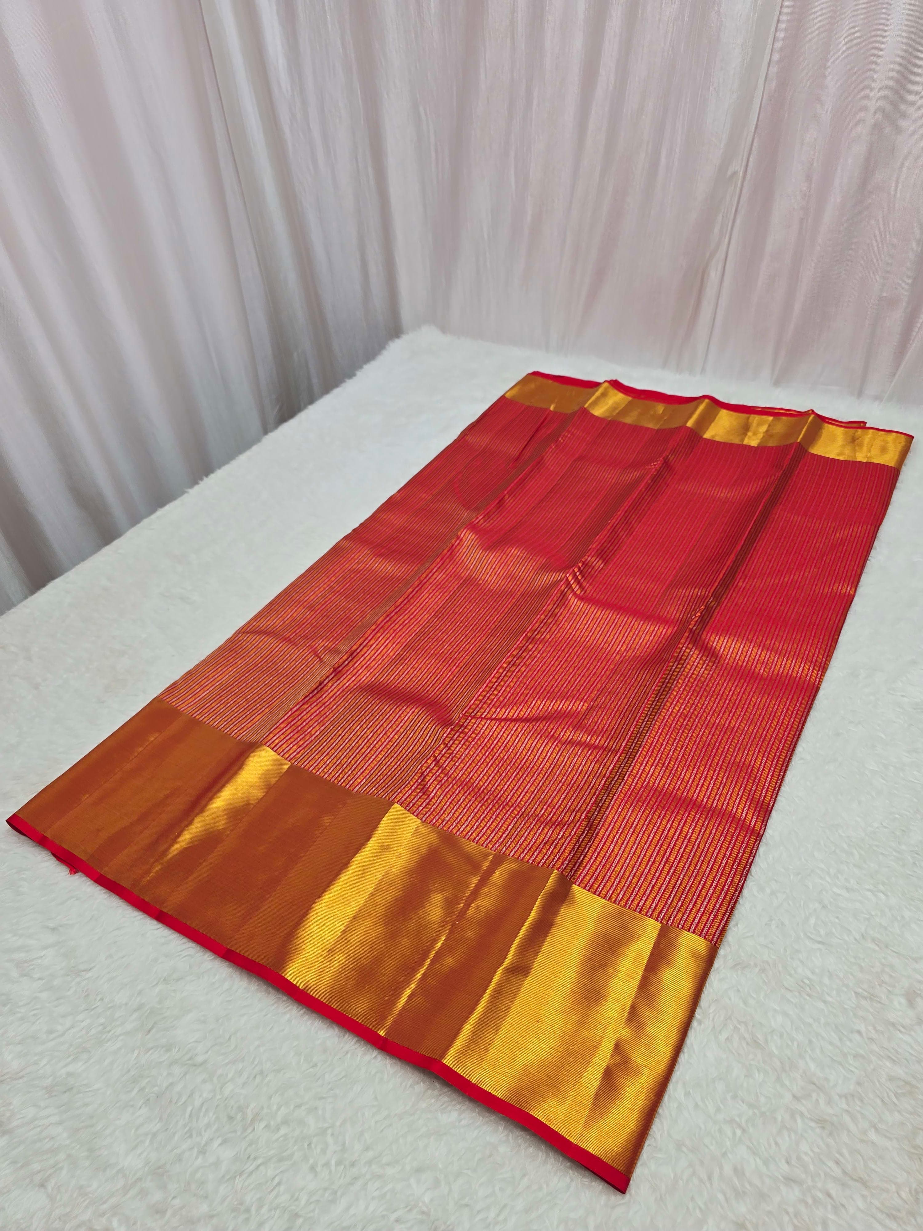 Handloom Chilli Red Silk Saree thumbnail 2
