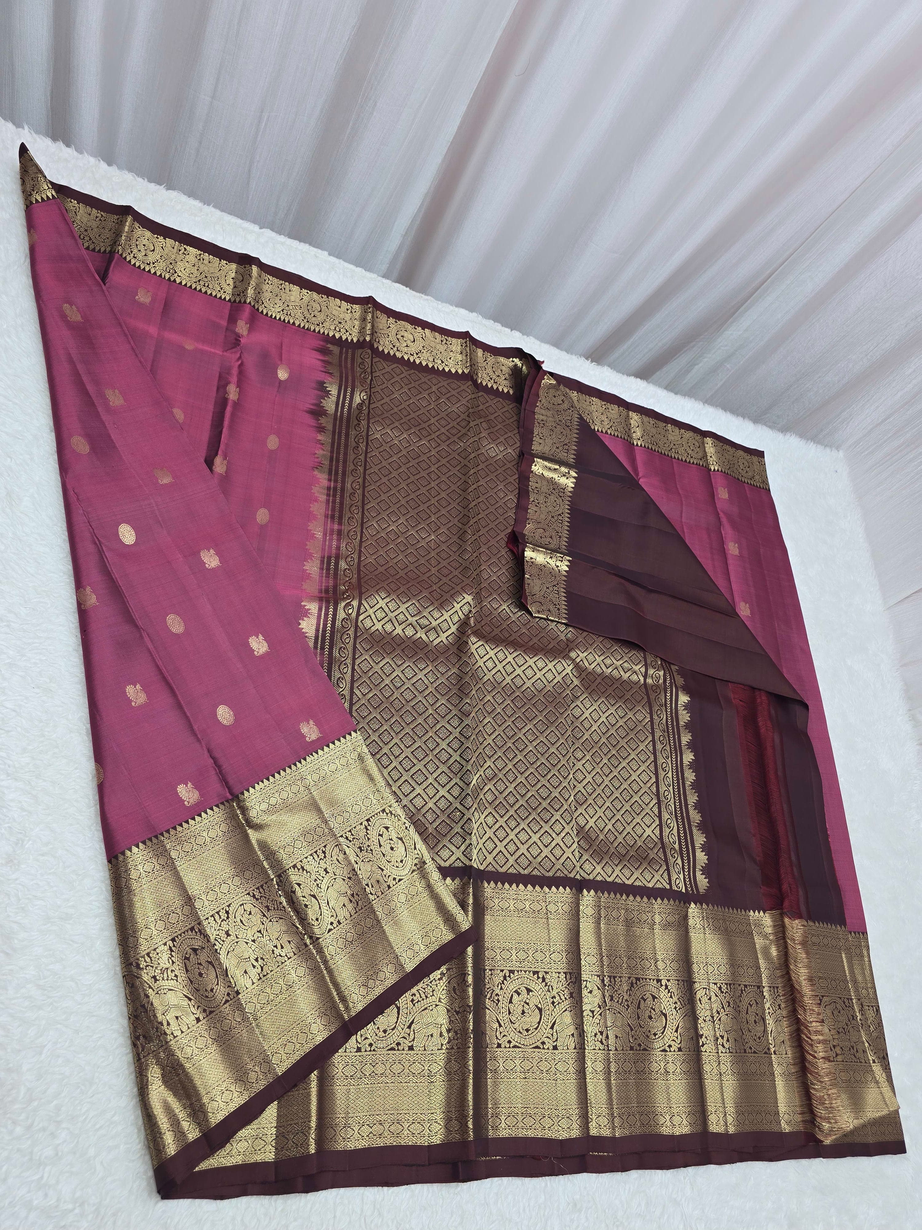 Handloom Wine Silk Saree thumbnail 7