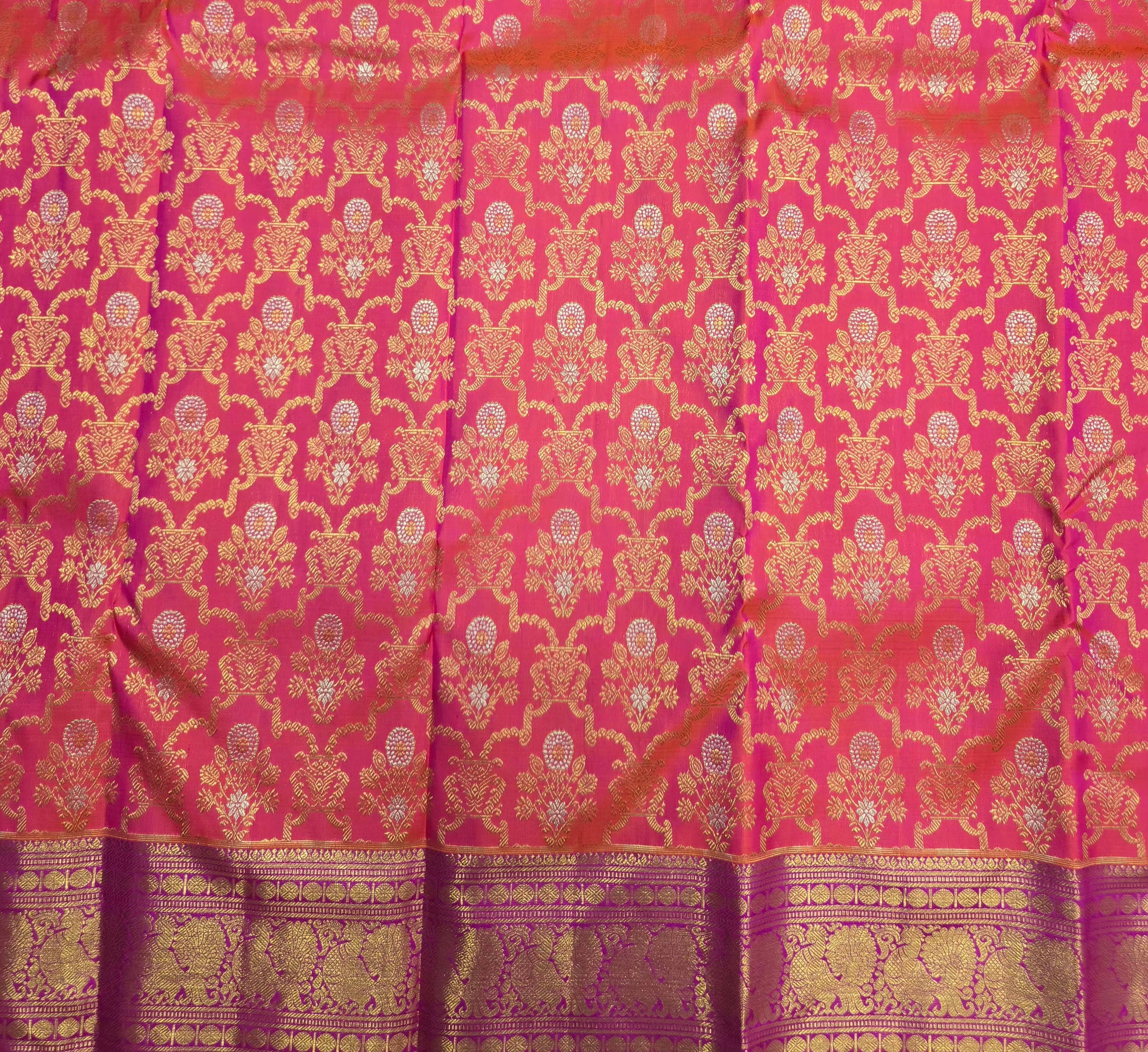Handloom Red Silk Saree thumbnail 4
