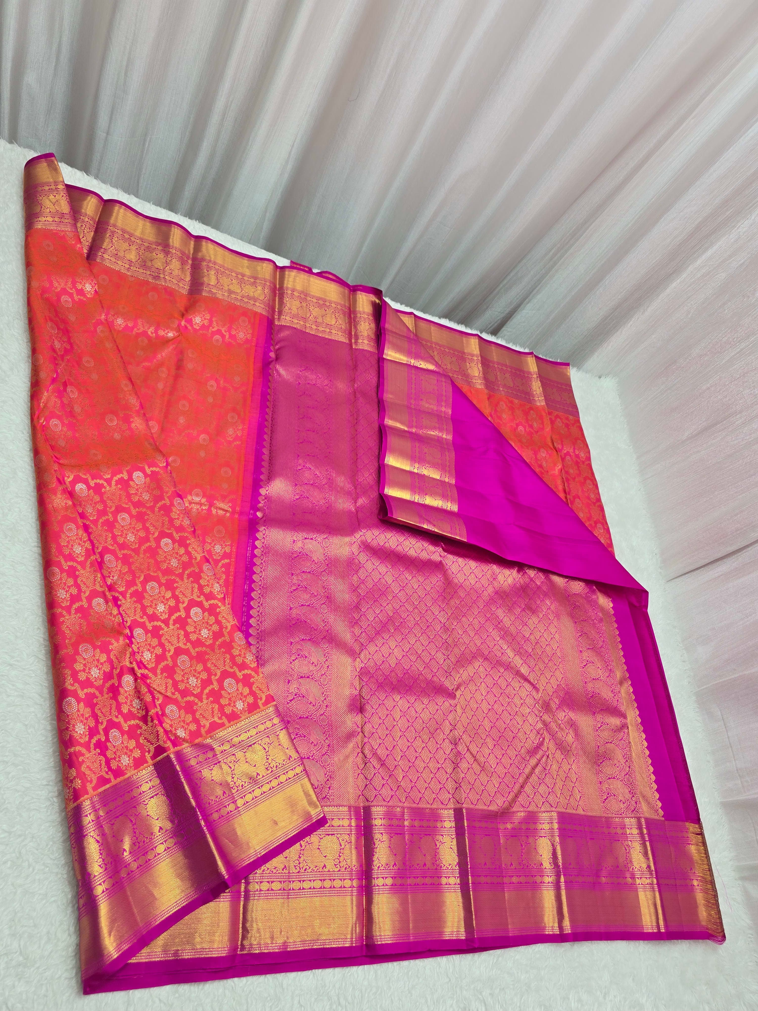 Handloom Red Silk Saree thumbnail 7
