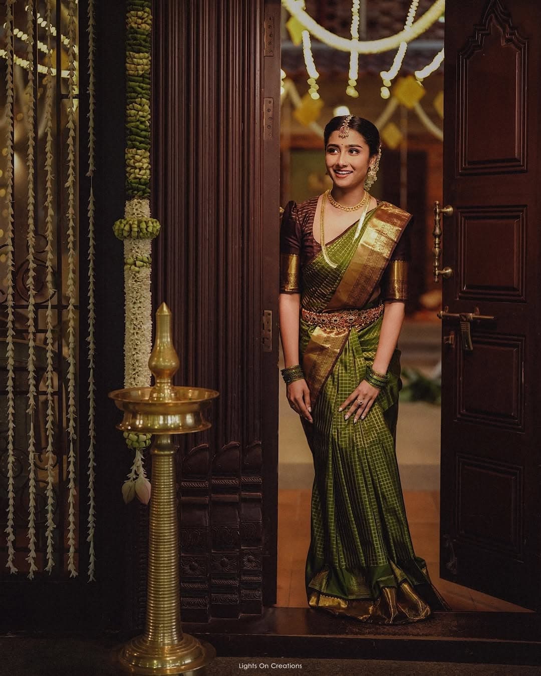 5 Elegant Ways to Drape a Silk Saree